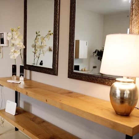 Onar Luxury Apartment Néa Péramos Exterior foto